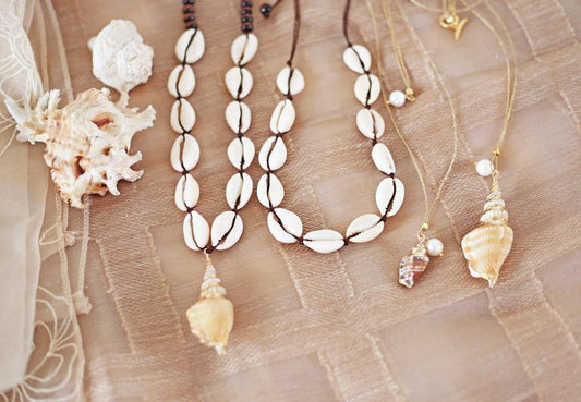 Top 16 Puka Shell Necklaces to Emphasize Your Bohemian Lifestyle