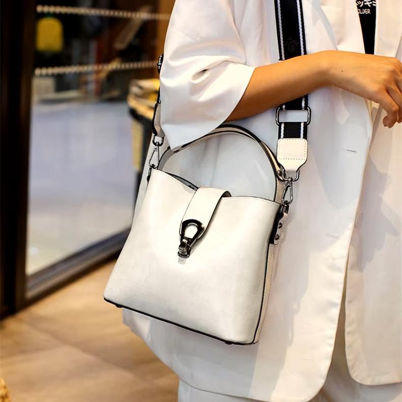 Luxury Oil Wax Leather Tote Bag and Handbag