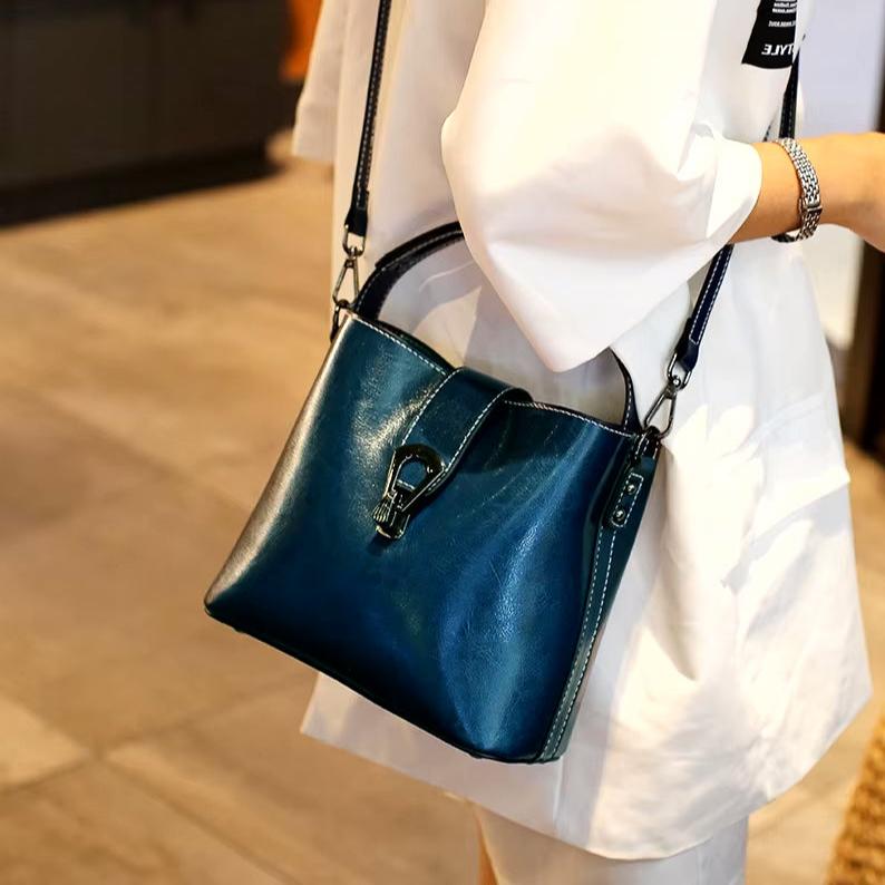 Luxury Oil Wax Leather Tote Bag and Handbag