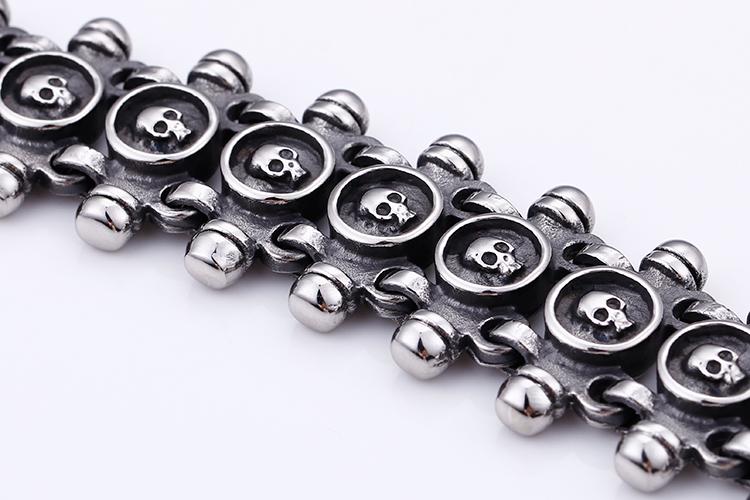 Men’s Stainless Steel Matte Linking Skull Charm Bracelet-Skull Bracelet-Innovato Design-Innovato Design