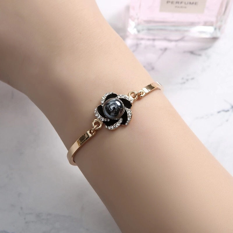 Women Fashion Quartz Watch and Diamond Bracelet, Earrings & Necklace Jewelry Set-Jewelry Sets-Innovato Design-Red-Innovato Design