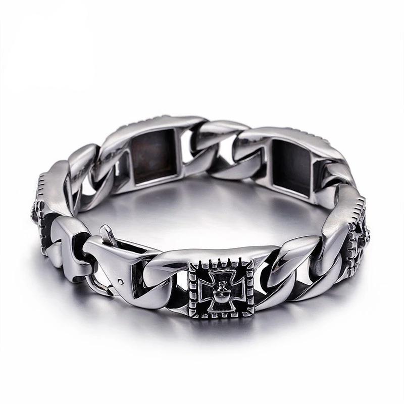 Men’s Stainless Steel Triangle Skull Charm Bracelet-Skull Bracelet-Innovato Design-Cross-Innovato Design