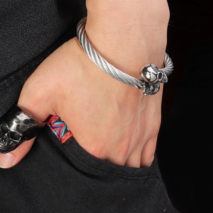 Black/White Adjustable Stainless Steel Skull Bracelet-Skull Bracelet-Innovato Design-Silver-Innovato Design